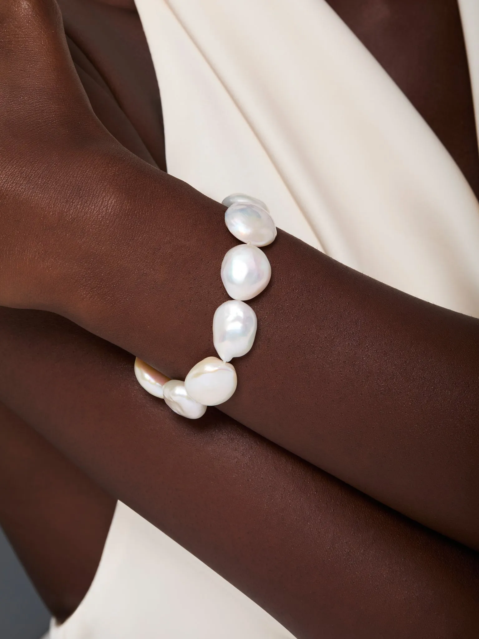 14kt Baroque Pearl Bracelet - Image 2