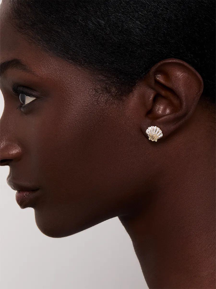 14kt Diamond Venus Shell Studs - Image 4