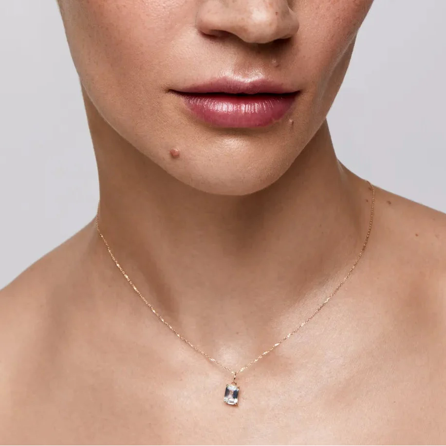 14kt Emerald Cut Green Amethyst Necklace - Image 2