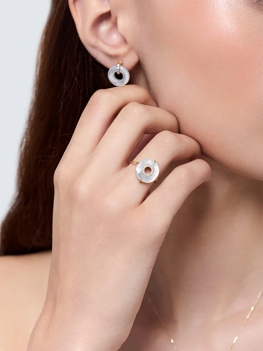 Mother of Pearl and Diamond Donut Ring - Image 4