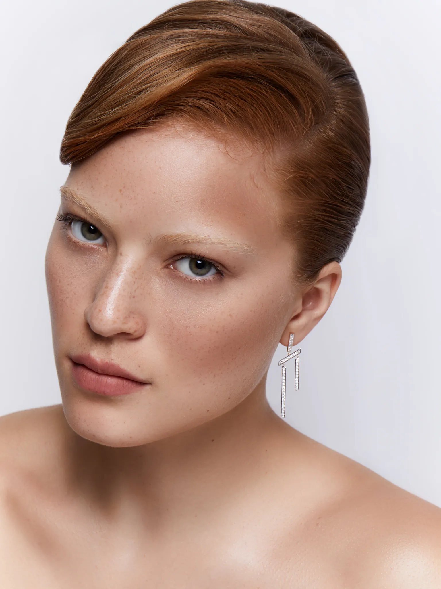 14kt Slanted Twin Bar Earrings - Image 2