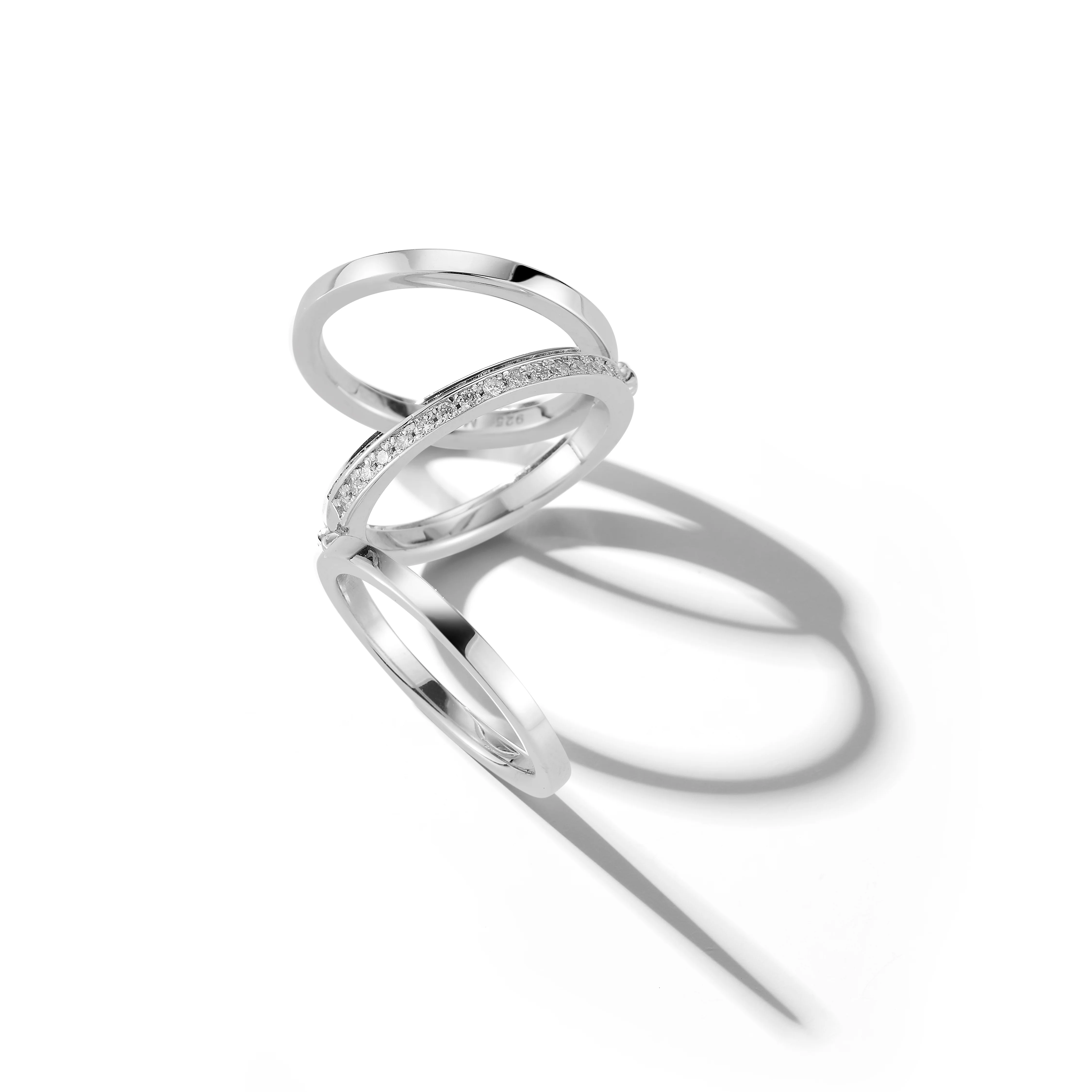 Center Diamond Row Accordion Ring - Image 4