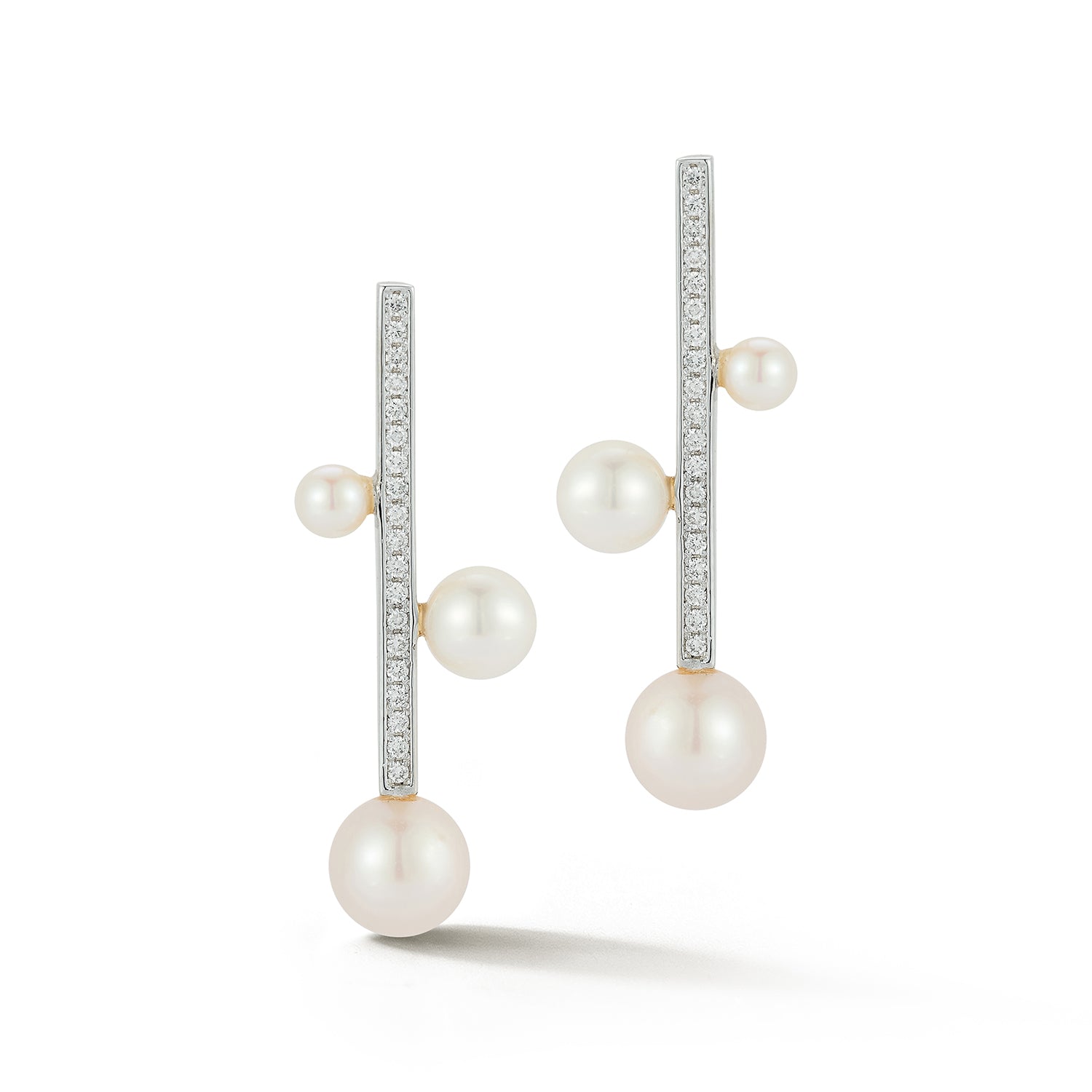 Diamond Bar Trio Pearl Earring - Image 4