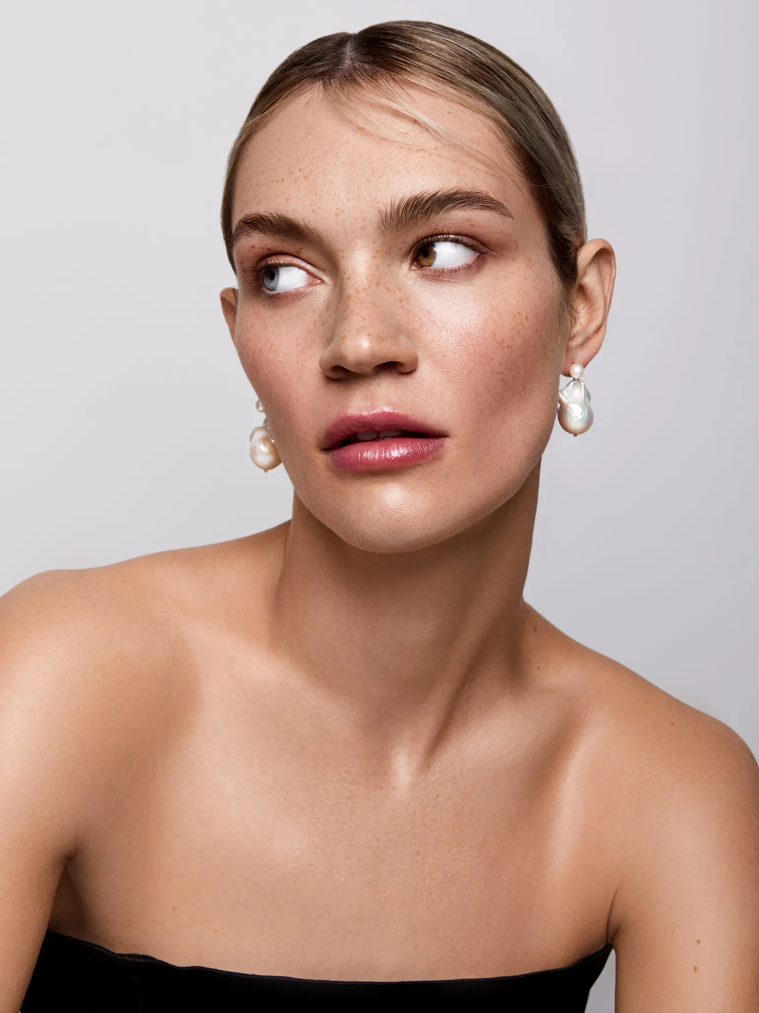 Duality Pearl Drop Earrings - Image 3