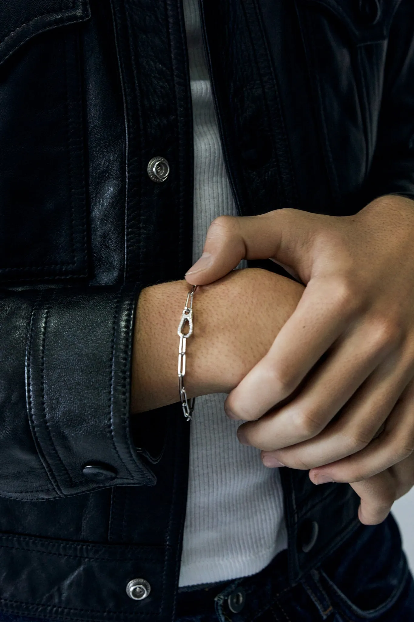 Men's Paper Clip Chain Bracelet - Image 2