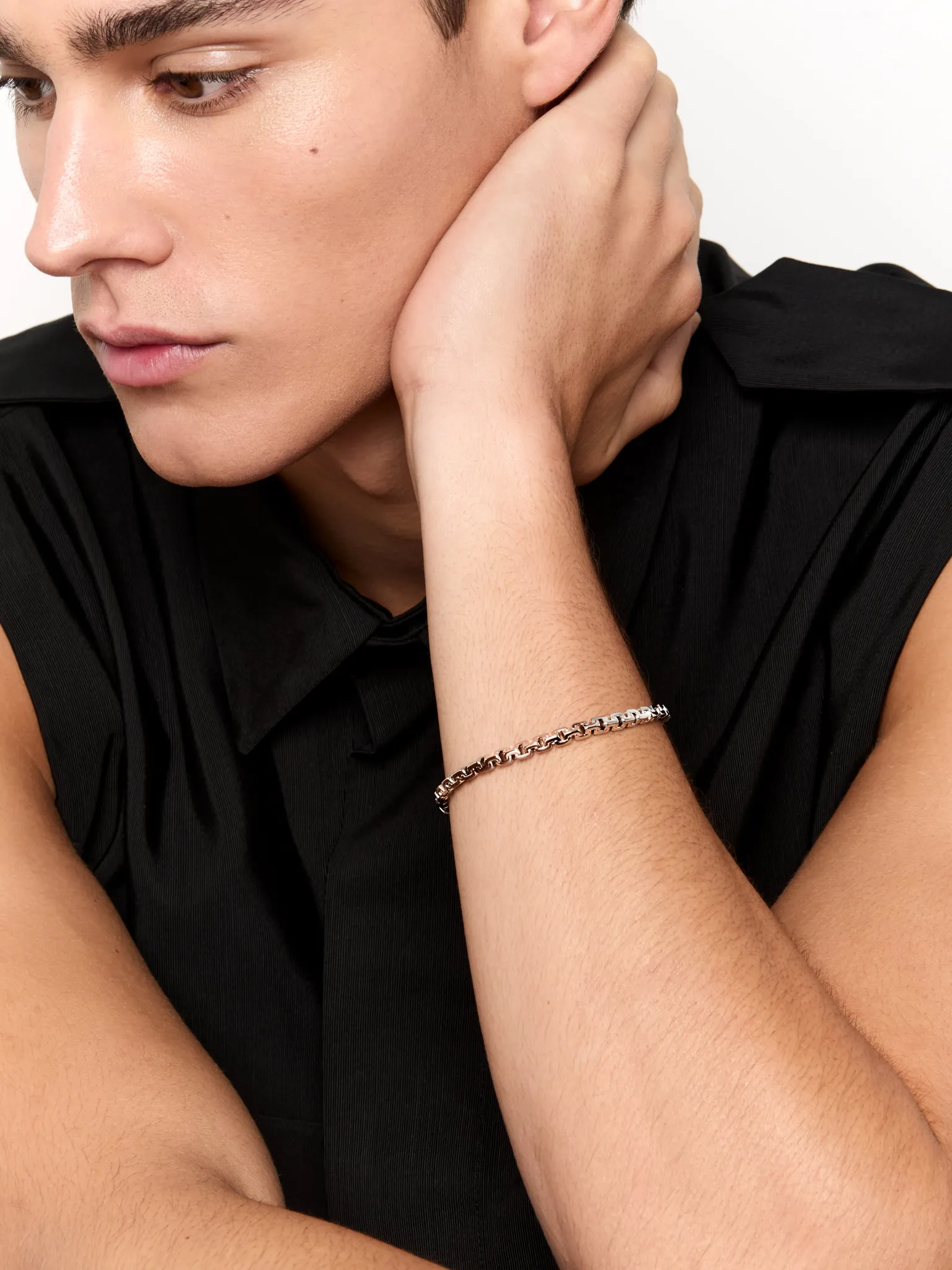 Square Link Chain Bracelet - Image 2